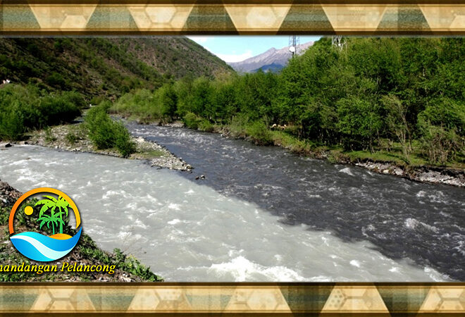 Keseruan Rafting di Sungai Aragvi, Georgia