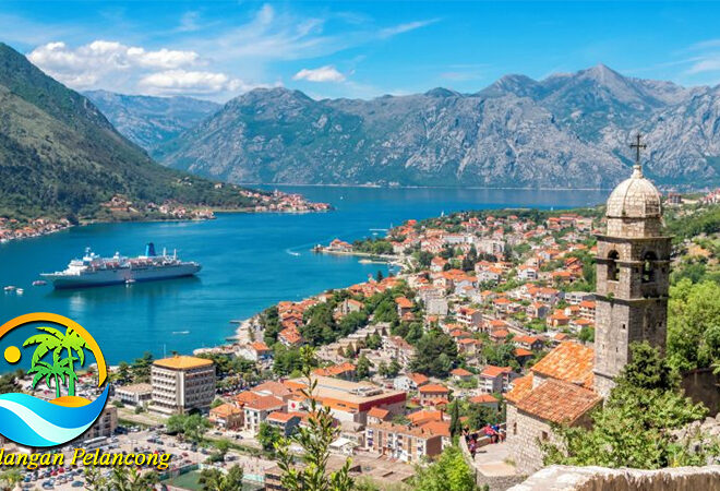 Menyusuri Jalanan Kota Kotor yang Menawan
